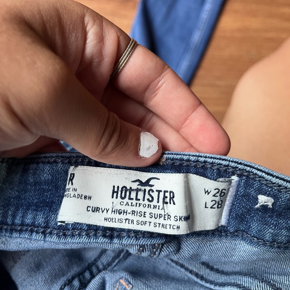 Hollister jeans